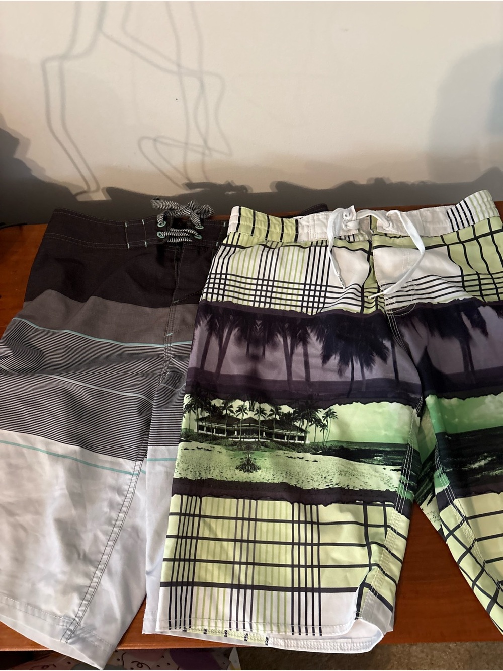 Men’s Board Shorts Swim Trunks Lot of 2 Size 30 bundle 2 pair